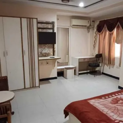 โรงแรม สวากัต โรงแรมใกล้สถานี Agra Cantonment