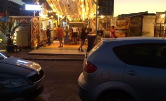 2 Rooms Apartment, max 5 Adults, Splendid View on the Beach and the sea