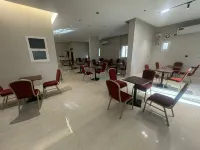 The S Square Airport Hotel - Morgenmad