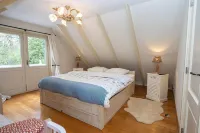 Lovely 4-person Villa With Private Pool