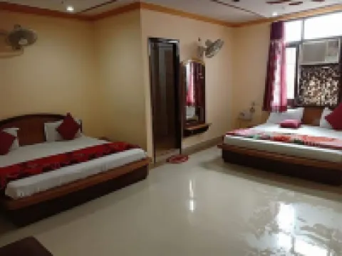 Hotel Bharat residency