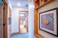 Cranbrook Cottage - Family Home + Hot Tub + Pool Table