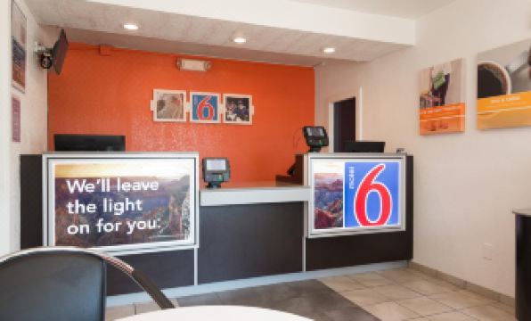 Motel 6 Longview, TX