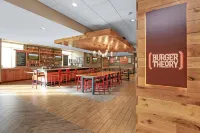 Holiday Inn NAMPA by IHG - bar