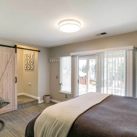 Updated Lake Almanor Retreat w/ Patio & Grill!