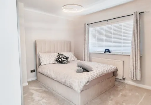 Cosy 2Br House on Quiet Street Hotels in 