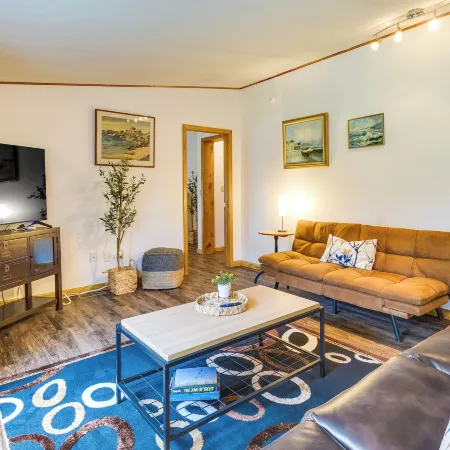 Charming Watkins Glen Home w/ Deck & Yard! Hotels in Reading