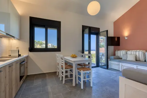 Lemonia Suites in Ikaria - 2-Star