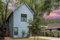 Upstay Pool and Hot Tub Retreat Near Rainey - Country Houses