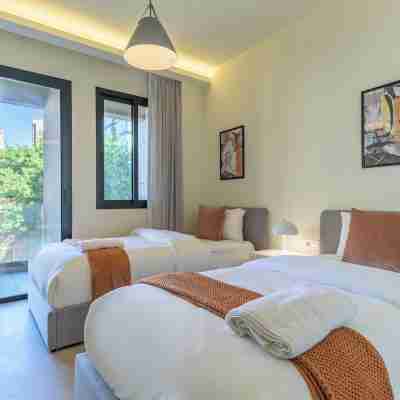 Achrafieh Gate - Modern 3-BR Apartments Rooms