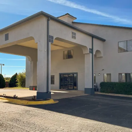Econo Lodge Inn & Suites Sweetwater I-20