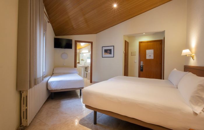 Hotel Oros by Nexta