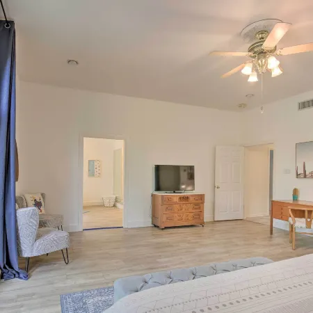 Seguin Home on Lake Placid w/ Boat Dock!