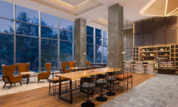 Four Points by Sheraton Amritsar, Mall Road