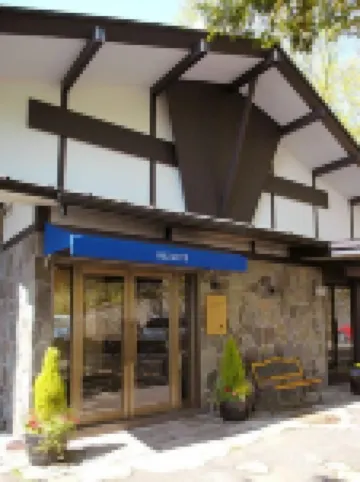 湖邊景觀翠明閣