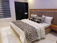 Less2more Luxury Suites - Comfort in Style - 2-Sterne