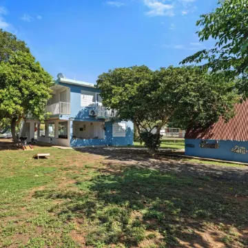 Punta Aguila Beach House/Pool/ Billiard Table/ 7 Beds + 2 Private Rooms