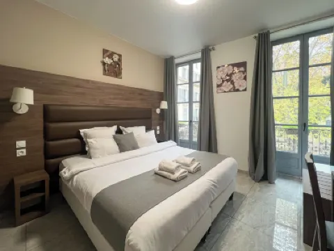 スクエアホテル のホテル