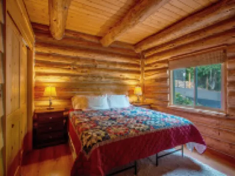 The Log Cabin 2 Bedroom Home by RedAwning Hotels in Stevenson