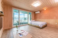 Seocheon Sunrise Beach House Pension