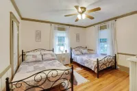 Waterfront Millington Vacation Rental w/ Hot Tub! - Homestays
