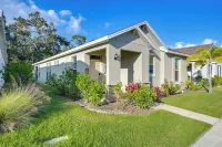 Near River & Parks: Labelle Family Home w/ Patio - Homestays