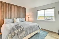 Modern Ocean Shores Getaway with Dock! - Homestays
