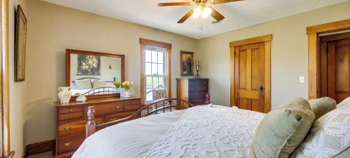 Countryside Home in Wooster w/ Patio & Fire Pit Hotéis em Wayne County