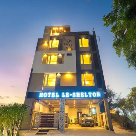 Tripli Hotels le Shelton