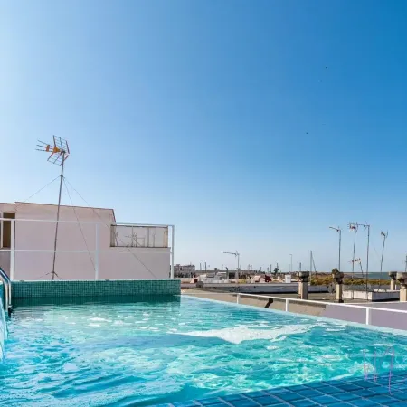 Ayamonte Central: Your Urban Oasis Отели в г. Аямонте