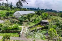 Mahesa 5 W/ Pool, Garden & Mini Zoo
