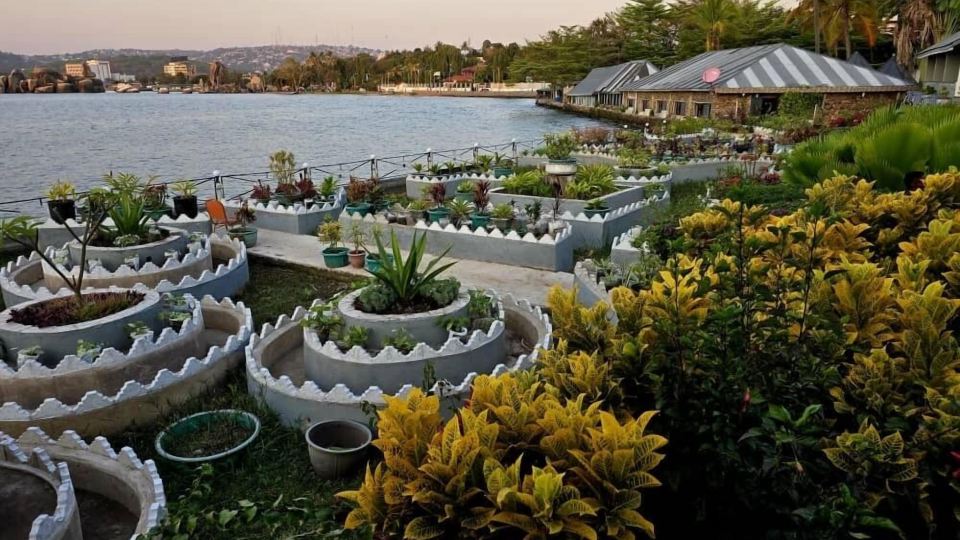 Rusty Rock Beach Resort & Spa