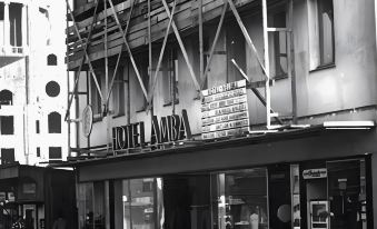 Hotel Amba