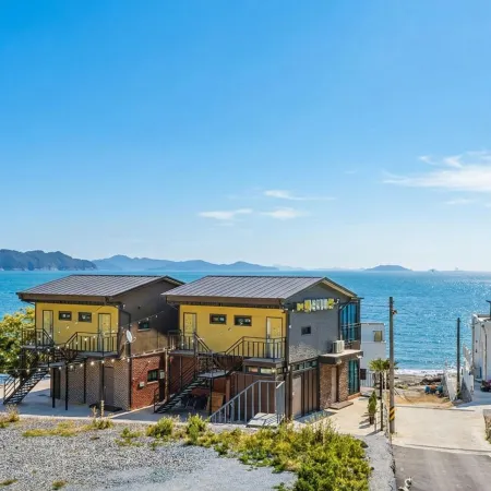 Namhae Yanghwa Seaside Pension
