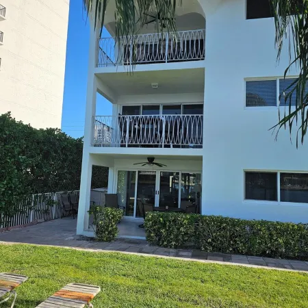 Gorgeous direct Intracoastal views in the heart of Pompano Beach