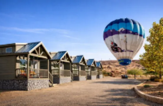 Luxury Tiny Homes - Deluxe King Room