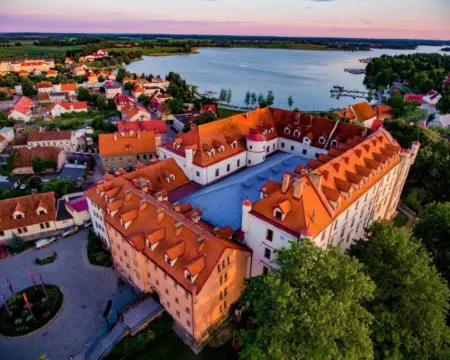 Apartment Right on the Lake, Ryn Hotels in Gizycko County