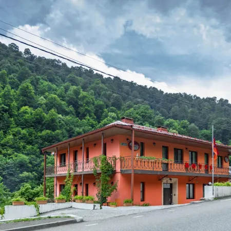 Ariana Family Hotel