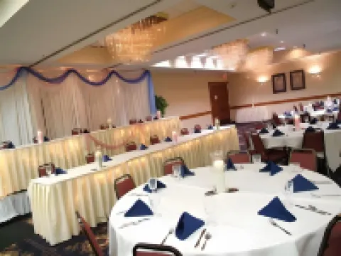 Quality Inn & Suites Downtown Mansfield