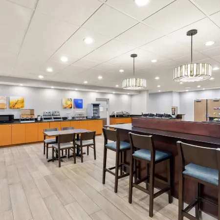 Comfort Suites Near Universal Orlando Resort