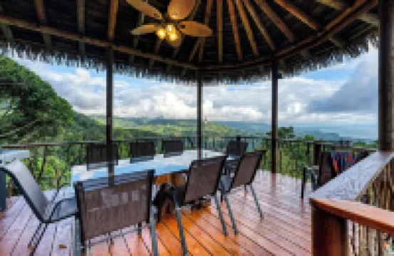 Stunning Ocean View-Rainforest Villa. Concierge, Breakfast/Housekeeping M-F.