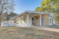 Historic Home Near Greers Ferry Lake: Pets Welcome - 3-Star