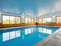 Oscoda Lakeside Hotel - Swimmingpools