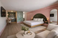 Abode Beach House - 2-Star