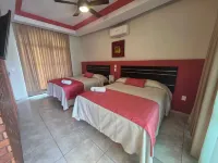 Hotel y Suites Los Encantos