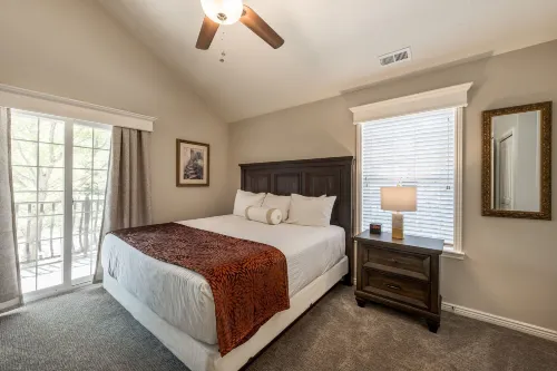 Family Getaway-Skiing, Ice Castles & Golf Course 2204 Apts