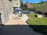 Le gite du Parayre, a renovated barn with games room, in Aveyron, France