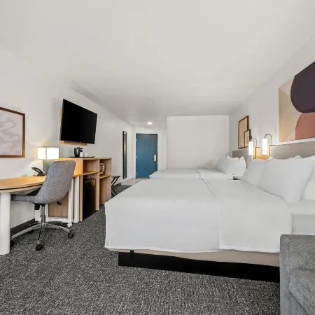 Spark by Hilton Pelham Birmingham I 65