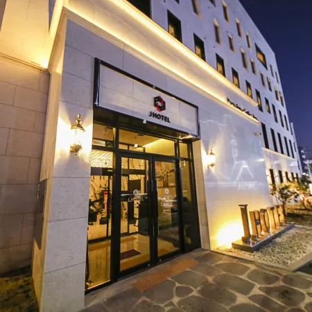 Cheongju J Hotel