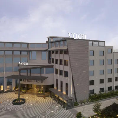 voco AMRITSAR by IHG Hotel dekat Bandara Sri Guru Ram Dass Jee